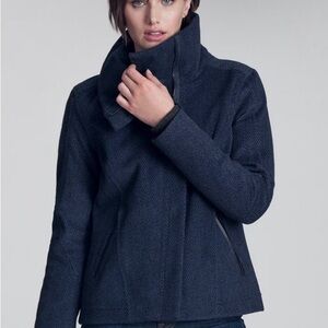 AETHER Apparel
W Crosby Jacket Women Size 4